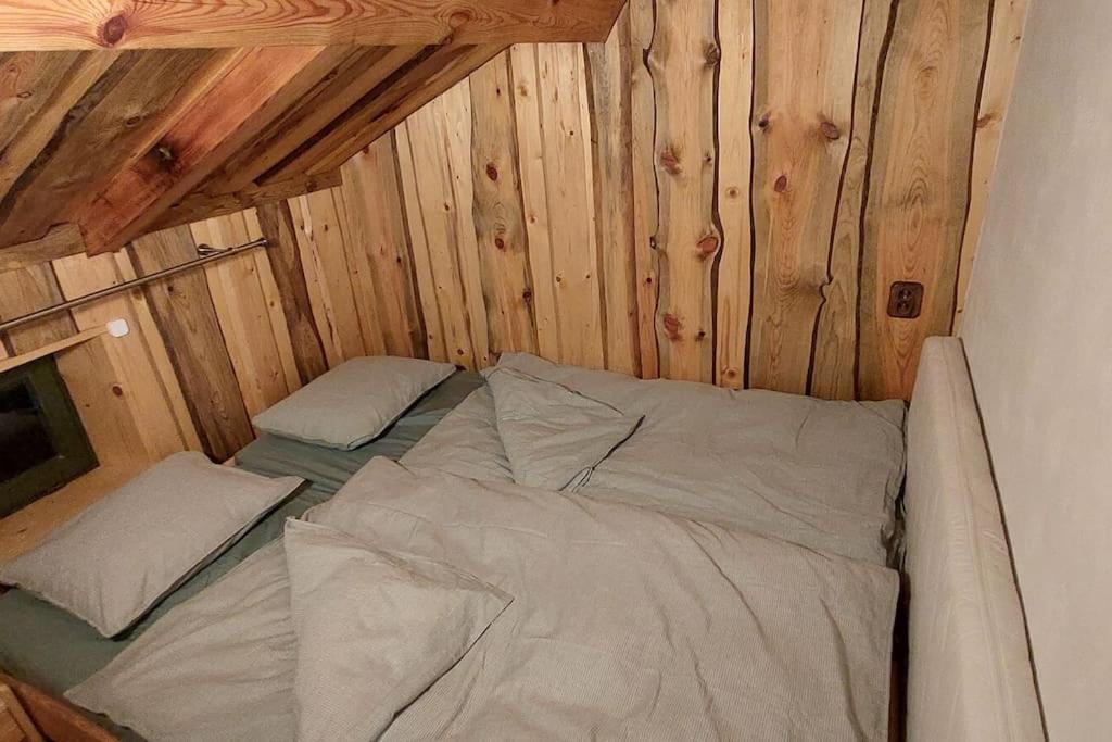 Chalet Boruvka - Biofarma Na Samote V Lesich Benesov  Екстер'єр фото